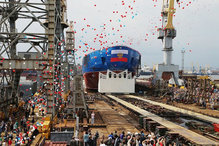 Торжественное мероприятие посвященное спуску на воду атомного ледокола "Арктика" на Балтийском заводе