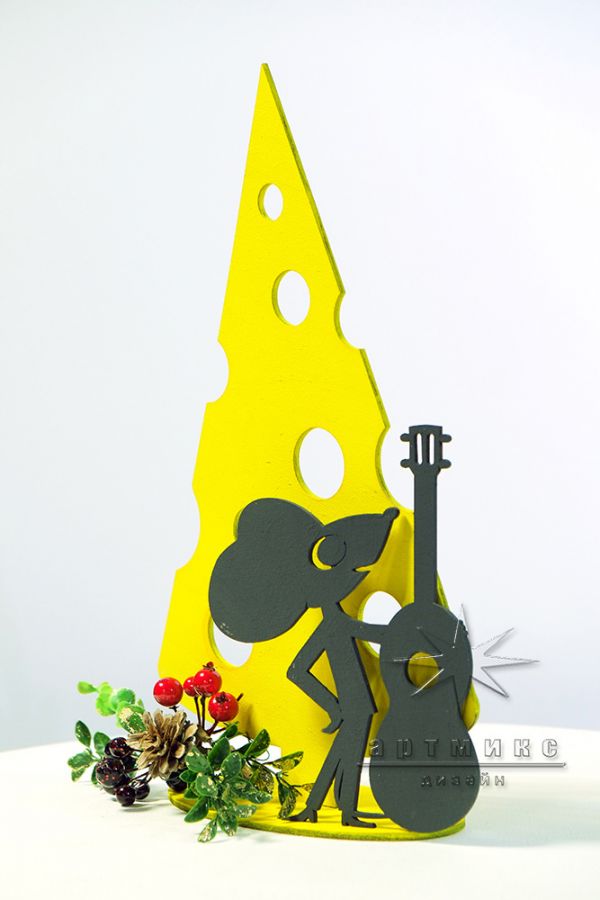 Новогодняя композиция на столы "Мышонок и Сыр"