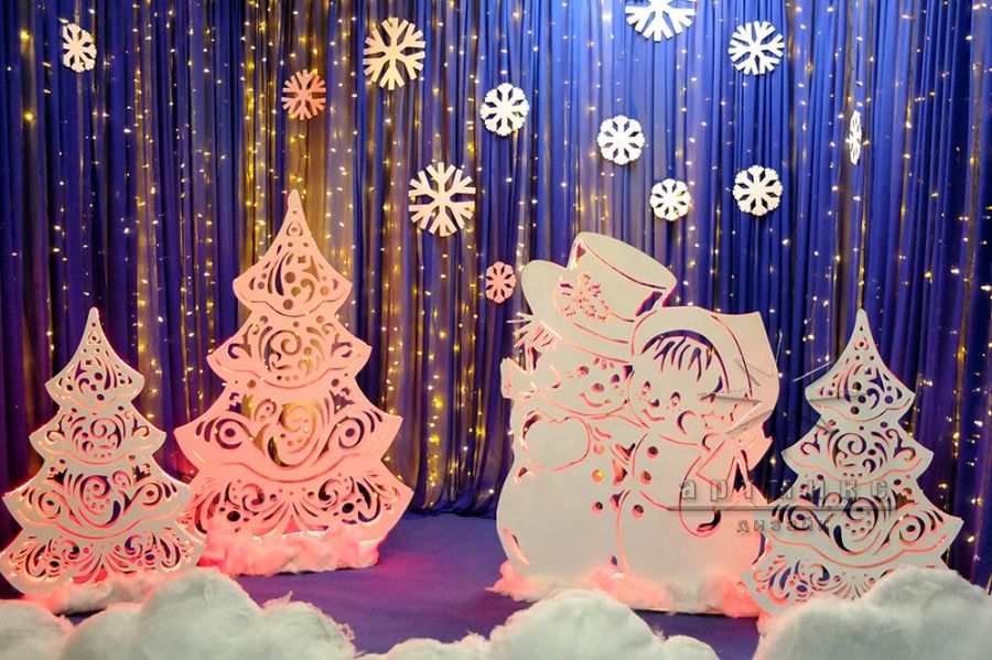 Фотозона "Пара Снеговиков" из серии "Ажурные фигуры" со светодиодной подсветкой