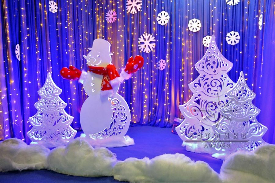 Новогодняя световая фотозона "Снеговик и ёлочки" из серии "Ажурные фигуры"